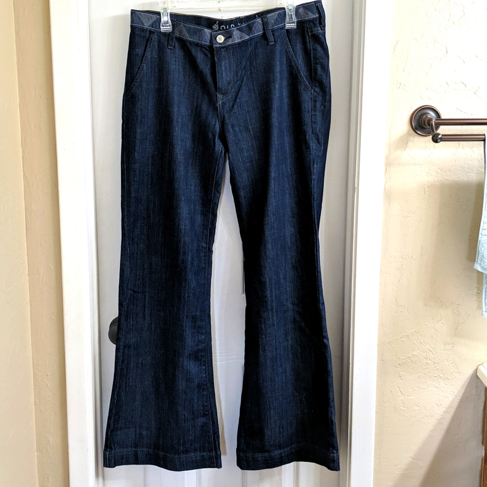 Old Navy dark wash flare leg, size 12 regular jeans